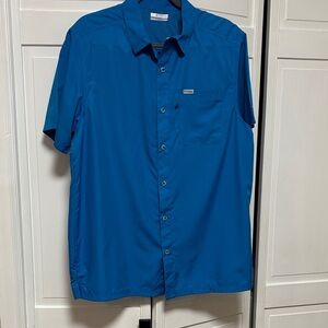 Columbia Men's Vibrant turquoise/Blue Casual Shirt M Omni shade PFG one pocket